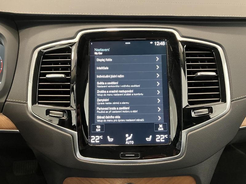 Volvo XC90 B5 AWD INSCRIPTION AT8, ČR - fotka 40 z 49