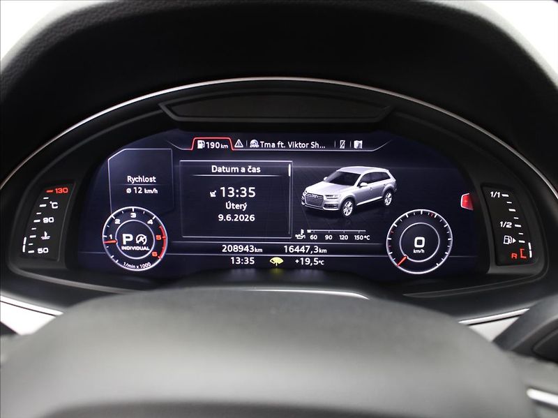 Audi Q7 3,0 TDi 200kW S-line MATRIX - fotka 24 z 24
