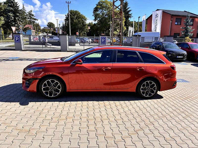 Kia Ceed 1.5T-GDi 118kW GT LINE AUTOMAT - fotka 4 z 38