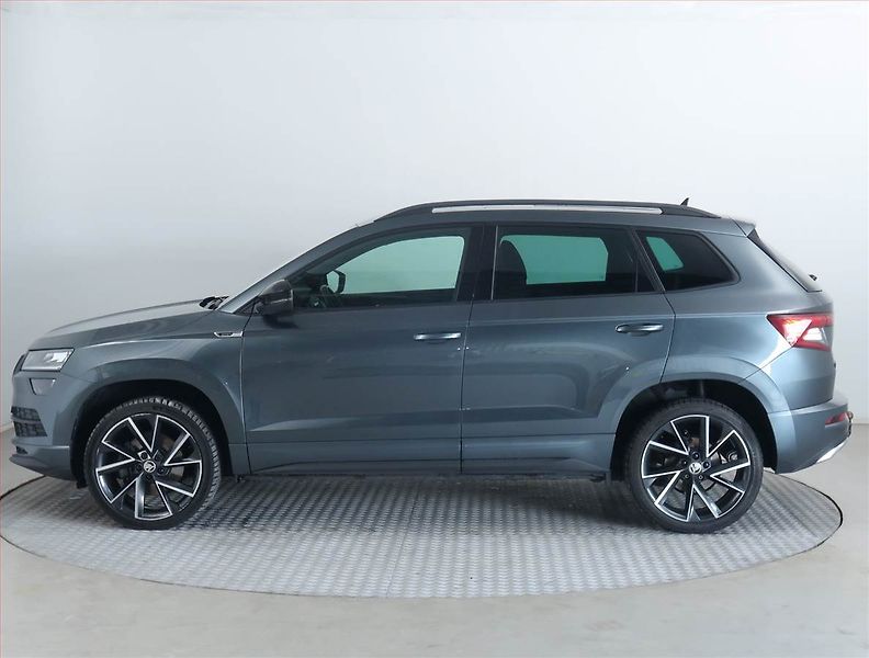 Škoda Karoq (2021) Sportline 1.5 TSI - fotka 3 z 23