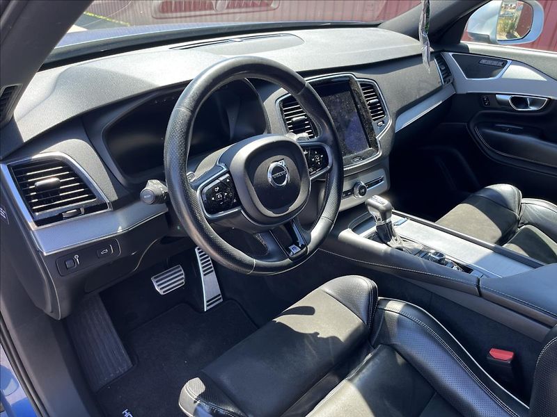 Volvo XC90 2,0 D5 R-DESIGN AWD SERVIS DPH - fotka 9 z 54