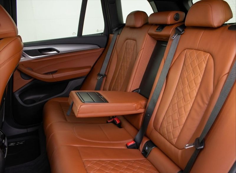 BMW X3 xDrive M40d 240kW M PAKET ČR - fotka 11 z 32