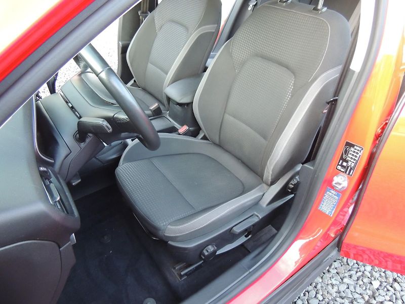 Ford Focus (2020) Combi 1.0i,92kw,ČR,1.majitel - fotka 16 z 40