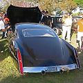 Pohled na vůz CadZZilla zezadu při Hot Rod Show v Austinu.