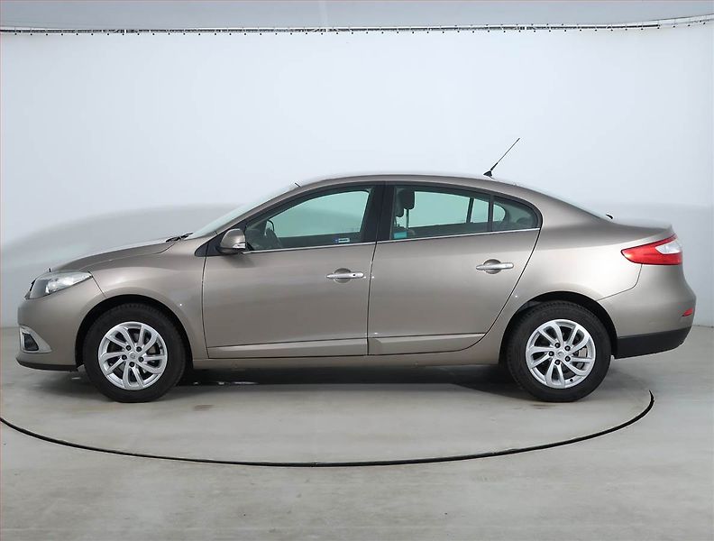 Renault Fluence (2013) 1.6 16V, Tempomat - fotka 3 z 18
