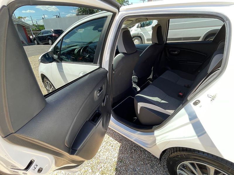 Toyota Yaris 1.5VVT-i 82kW*TEMPO*KLIMA*CZ - fotka 12 z 37