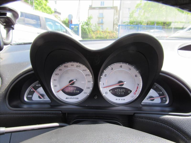 Mercedes-Benz SL 5,5 550 V8 285kw Cabrio - fotka 13 z 44