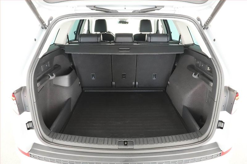 Škoda Kodiaq (2023) Laurin&Klement 2.0 TDI - fotka 19 z 20