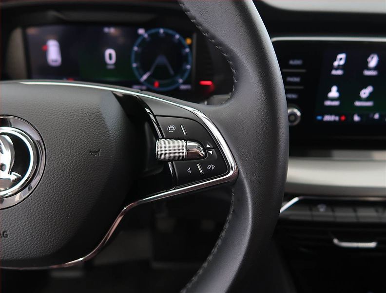 Škoda Octavia (2023) Ambition 2.0 TDI, ČR,1.maj - fotka 20 z 24