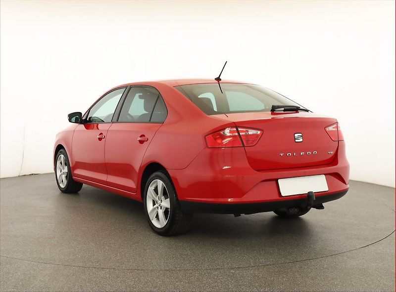 Seat Toledo (2015) 1.2 TSI, Serv.kniha, Navi - fotka 4 z 18