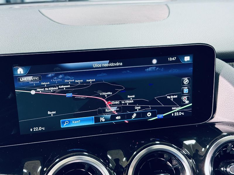Mercedes-Benz GLA (2023) 180d*CZ*DPH*LED* - fotka 26 z 35