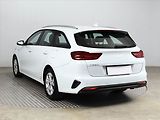 Kia Ceed (2022) 1.5 T-GDI, ČR,1.maj - náhled 3