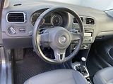 Volkswagen Polo (2010) 1.4 i, Team - náhled 12