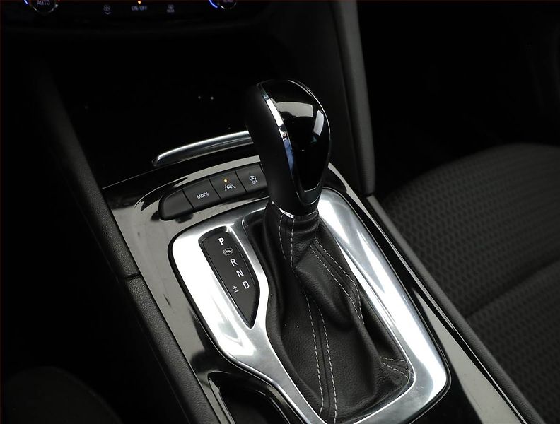 Opel Insignia (2021) 2.0 CDTI, Automat, ČR,1.maj - fotka 11 z 19