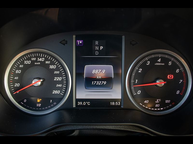 Mercedes-Benz Třídy C 4MATIC 2016 - fotka 12 z 30