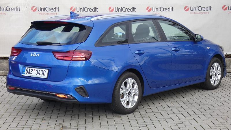Kia Ceed 1.5 T-GDI 118kW Fresh - fotka 3 z 21