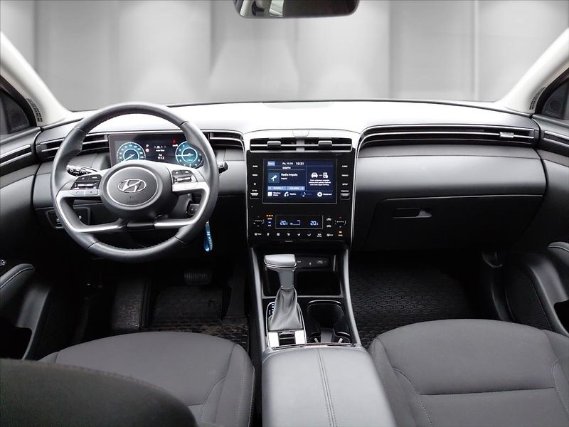 Hyundai Tucson 1,6   1.6 T-GDi DCT SMART - fotka 17 z 24