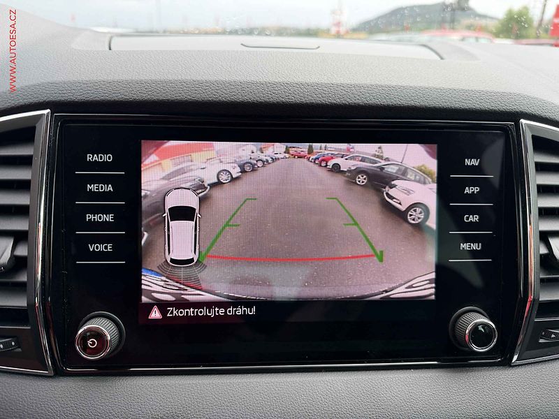 Škoda Karoq (2019) 1.6TDi, Ambition,DSG, navi, - fotka 17 z 17