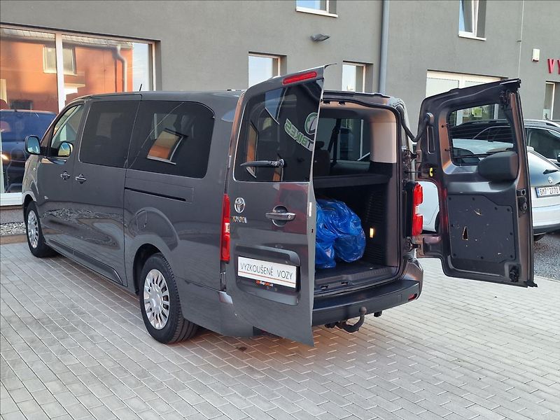 Toyota ProAce Verso 2.0 D-4d 106kw L2 Shuttle, ČR - fotka 41 z 50
