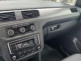 Volkswagen Caddy (2018) MAXI 2,0TDi 7 míst pěkný stav! - náhled 36