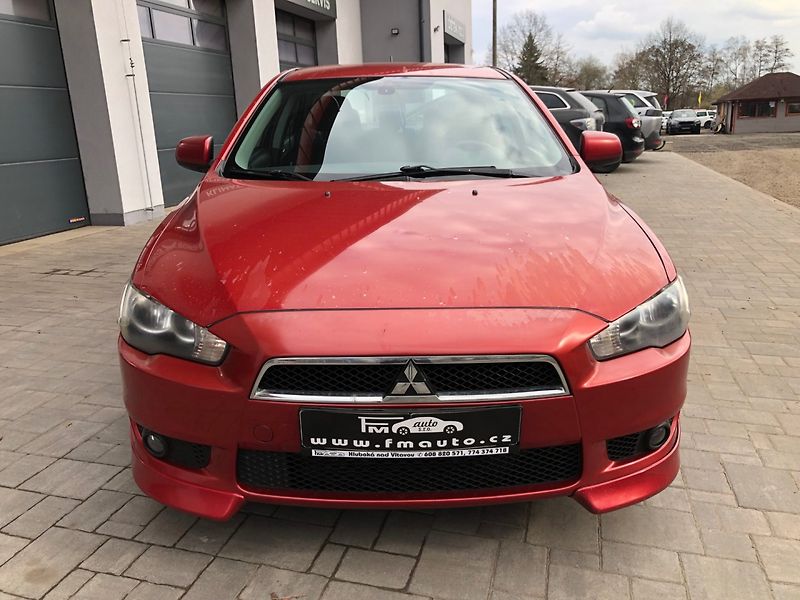 Mitsubishi Lancer (2008) 2.0 DI-D - fotka 3 z 30