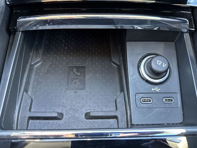 Škoda Kodiaq (2022) 2.0 TSI 4x4 DSG Style - fotka 23 z 35