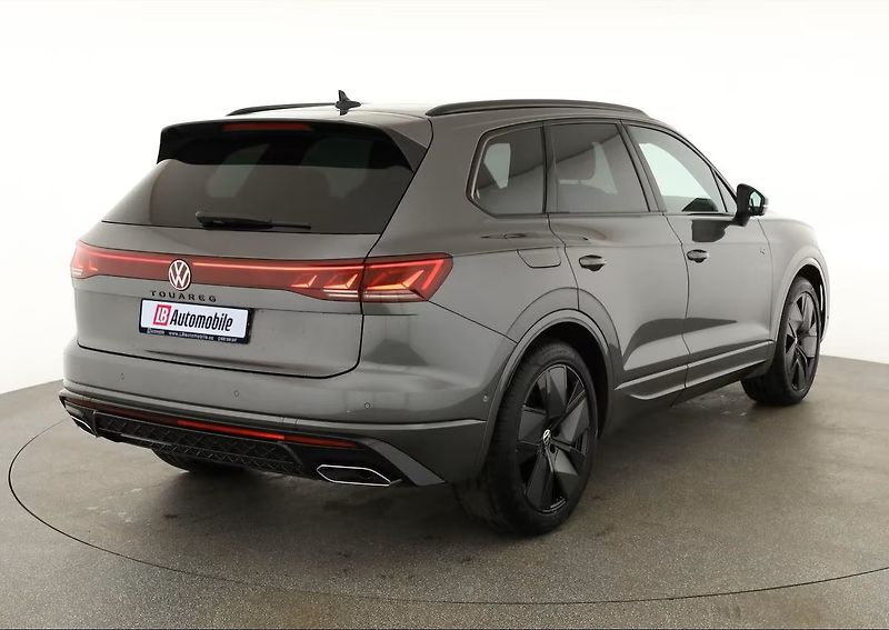 Volkswagen Touareg Final Edition R Line Black 3.0 - fotka 3 z 4