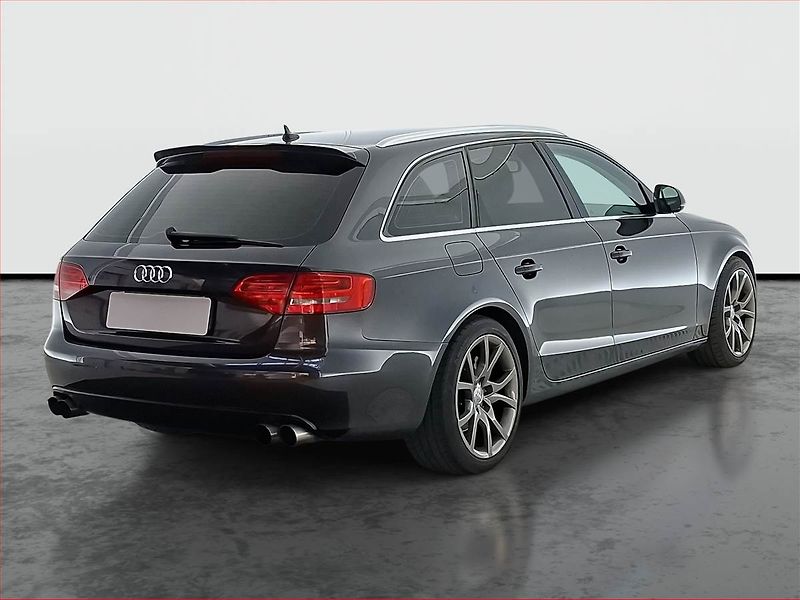 Audi A4 (2008) 2.0 TFSI, Navi, Xenony - fotka 5 z 20