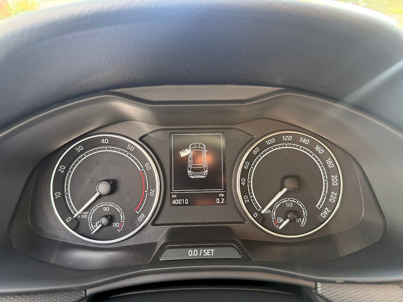 Škoda Kamiq (2023) 1.0 TSI 81 kW Ambition - fotka 22 z 22