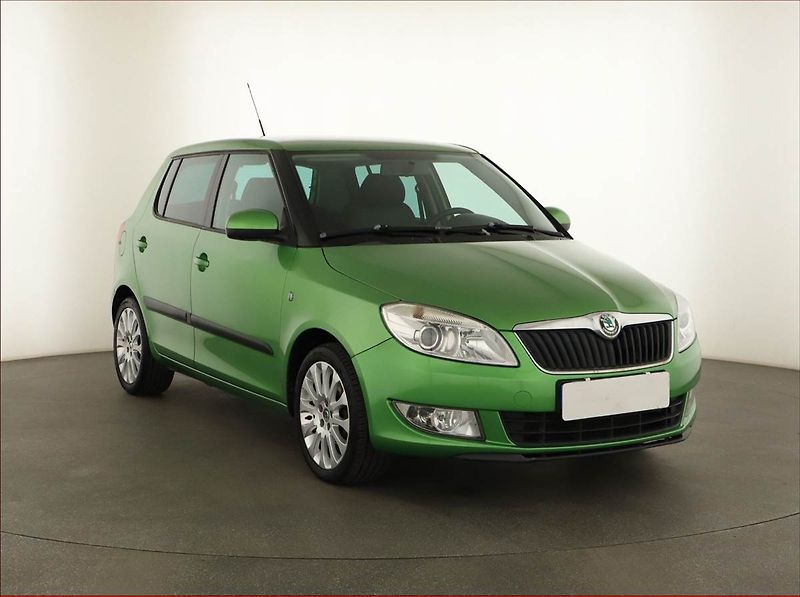 Škoda Fabia (2011) Sport 1.2 TSI, oblíbený vůz - fotografie inzerátu