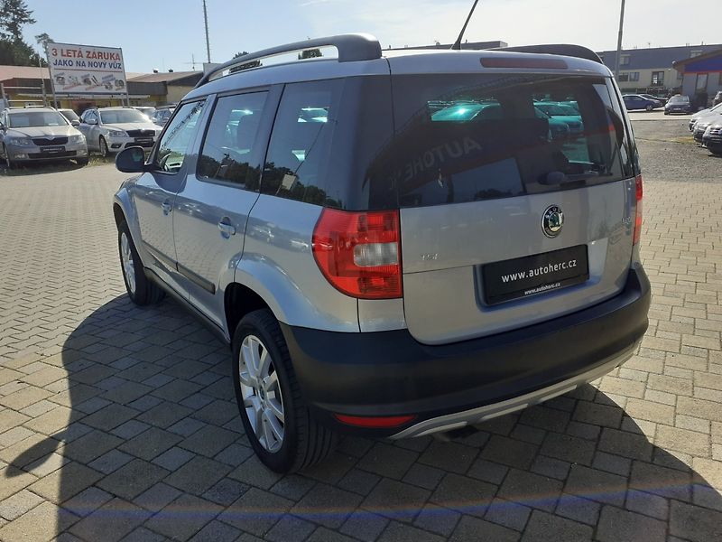 Škoda Yeti (2011) 1.4 TSI AMBIENTE - fotka 5 z 33