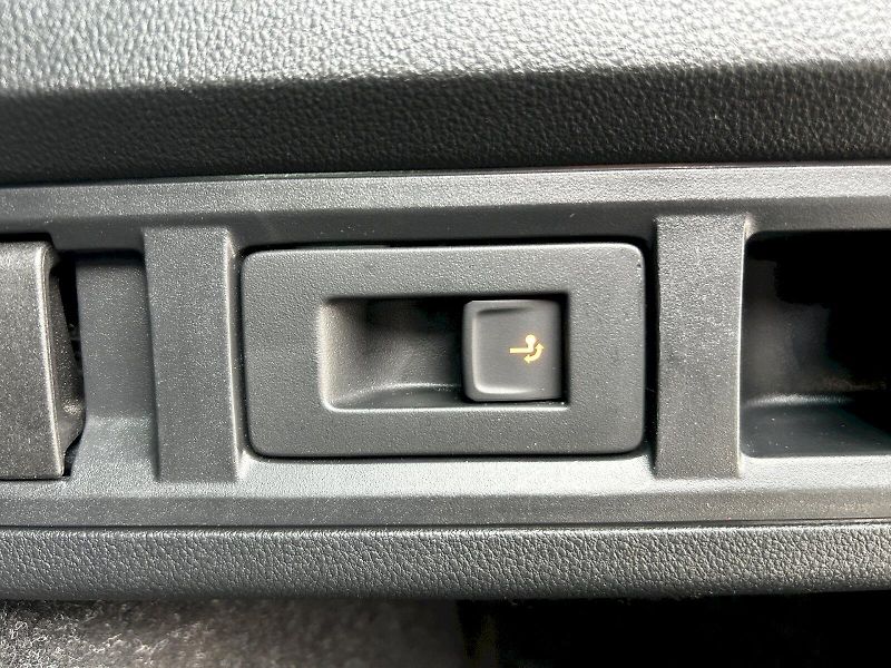 Škoda Octavia (2025) Combi 2.0 TDI 110kW DSG Select - fotka 32 z 35