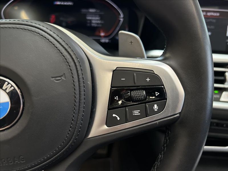 BMW Řada 4 M440I XDRIVE inovation - fotka 32 z 41