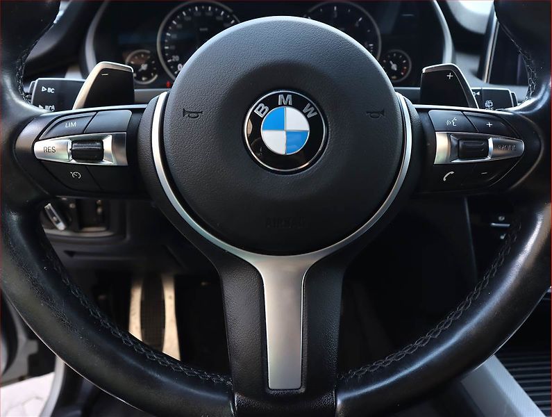 BMW X5 (2017) M Paket xDrive40d - fotka 23 z 25