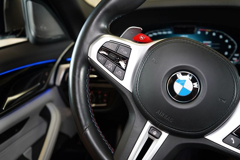 BMW M5 Masáž, Ventilace, H/K, Head-up - fotka 24 z 46