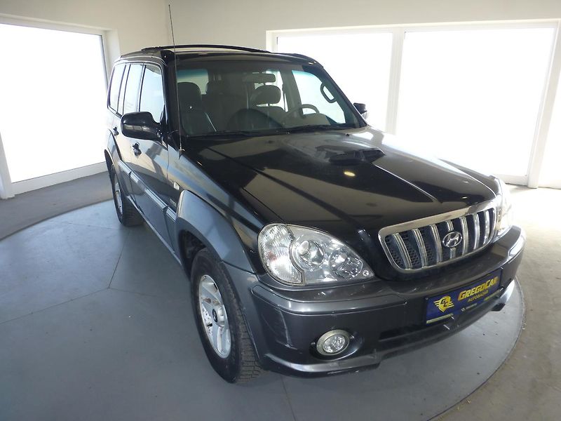 Hyundai Terracan (2002) 2.9CRDi*TAŽNÉ*KLIMA*4X4*NAVIGA - fotka 4 z 24