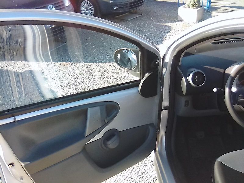 Citroën C1 (2006) 1.0i / 50KW, jede super - fotka 17 z 34