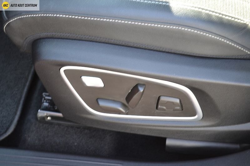 Renault Austral TECHNO FULL HYBRID E-TECH FULL - fotka 24 z 60