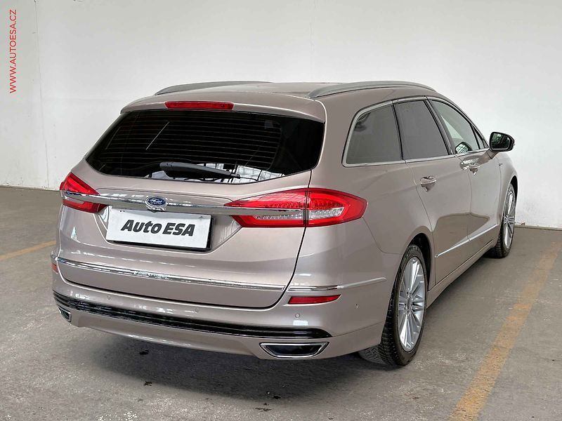 Ford Mondeo (2018) 2.0 TDCi, Vignale, AT - fotka 4 z 18