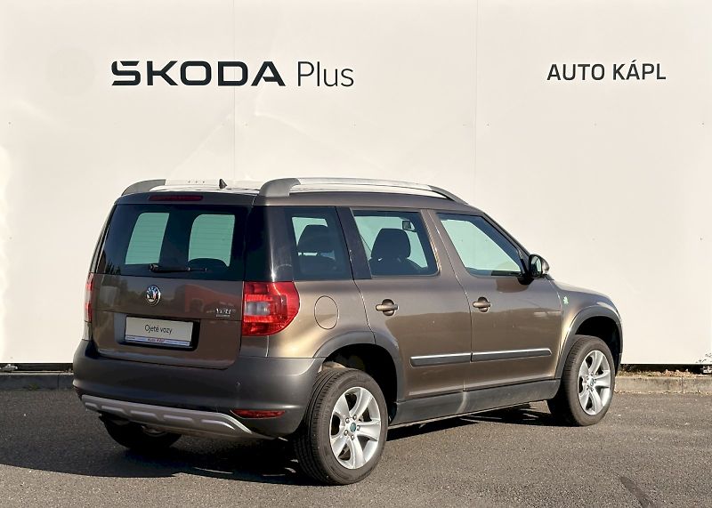 Škoda Yeti (2011) TDI 77 kW Greenline Experience - fotka 2 z 24