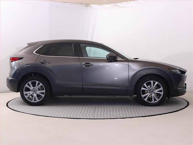 Mazda CX-30 (2022) Skyactiv-G 2.0 - fotka 6 z 23