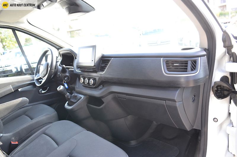 Renault Trafic L1H1P1 dCi 110 Extra GSR2 - fotka 12 z 35