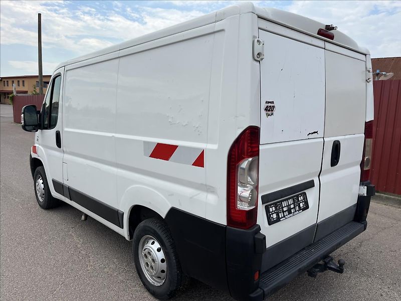 Fiat Ducato 2.2 JTD L1H1 NOVÉ PNEU VSTŘIKY - fotka 8 z 28