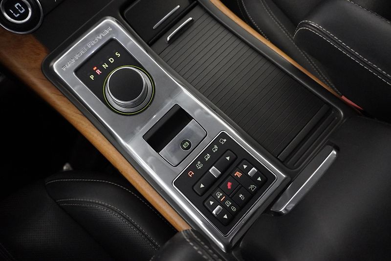 Land Rover Range Rover Sport 3,0D HSE AUTOMAT - fotka 23 z 36