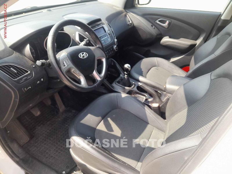 Hyundai ix35 (2012) 1.6GDi, ČR, AC, TZ - fotka 3 z 3