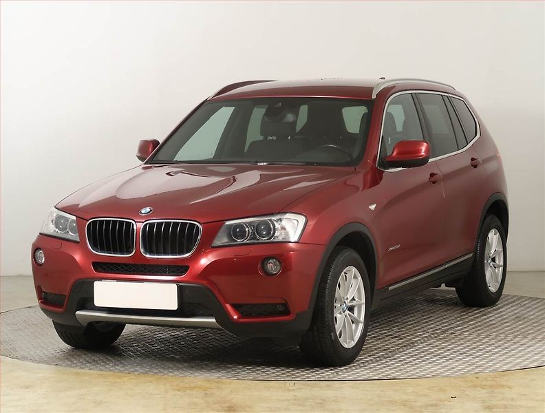 BMW X3 (2013) xDrive20d, 4X4, Automat, ČR - fotka 2 z 25