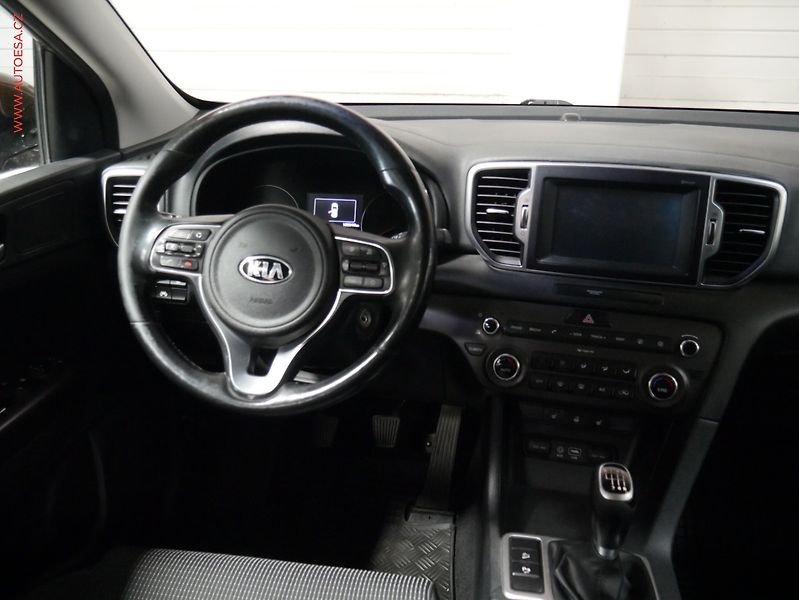 Kia Sportage (2017) 1.6, ČR, servis.kniha - fotka 13 z 23