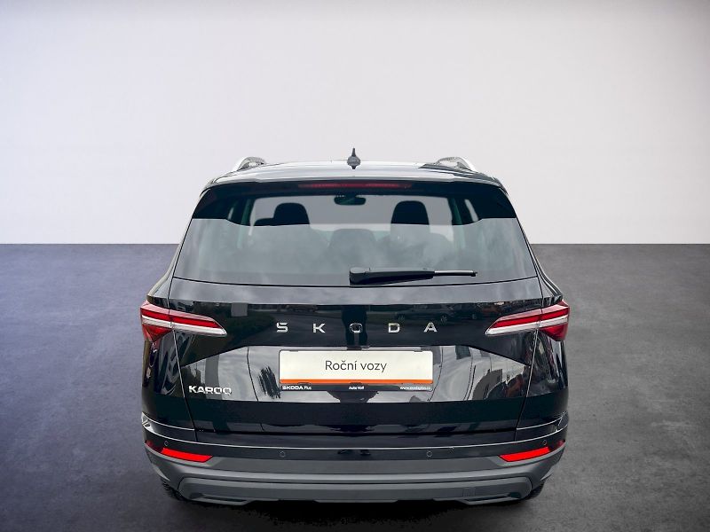 Škoda Karoq (2025) Top Selection 1.5TSi 110kW 6°m - fotka 10 z 31