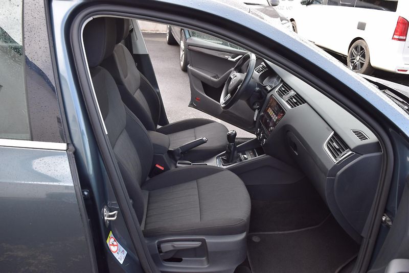 Škoda Octavia (2020) 1.5TSI 110kw STYLE LED KAM APP - fotka 34 z 47