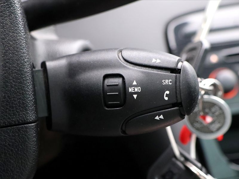 Peugeot 308 1,6 16V 88kW CZ Serv.Kniha - fotka 18 z 33